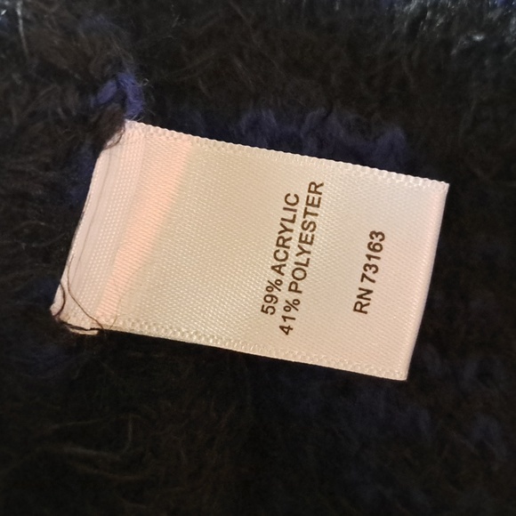 Cable & Gauge Fuzzy Sweater - Picture 5 of 8